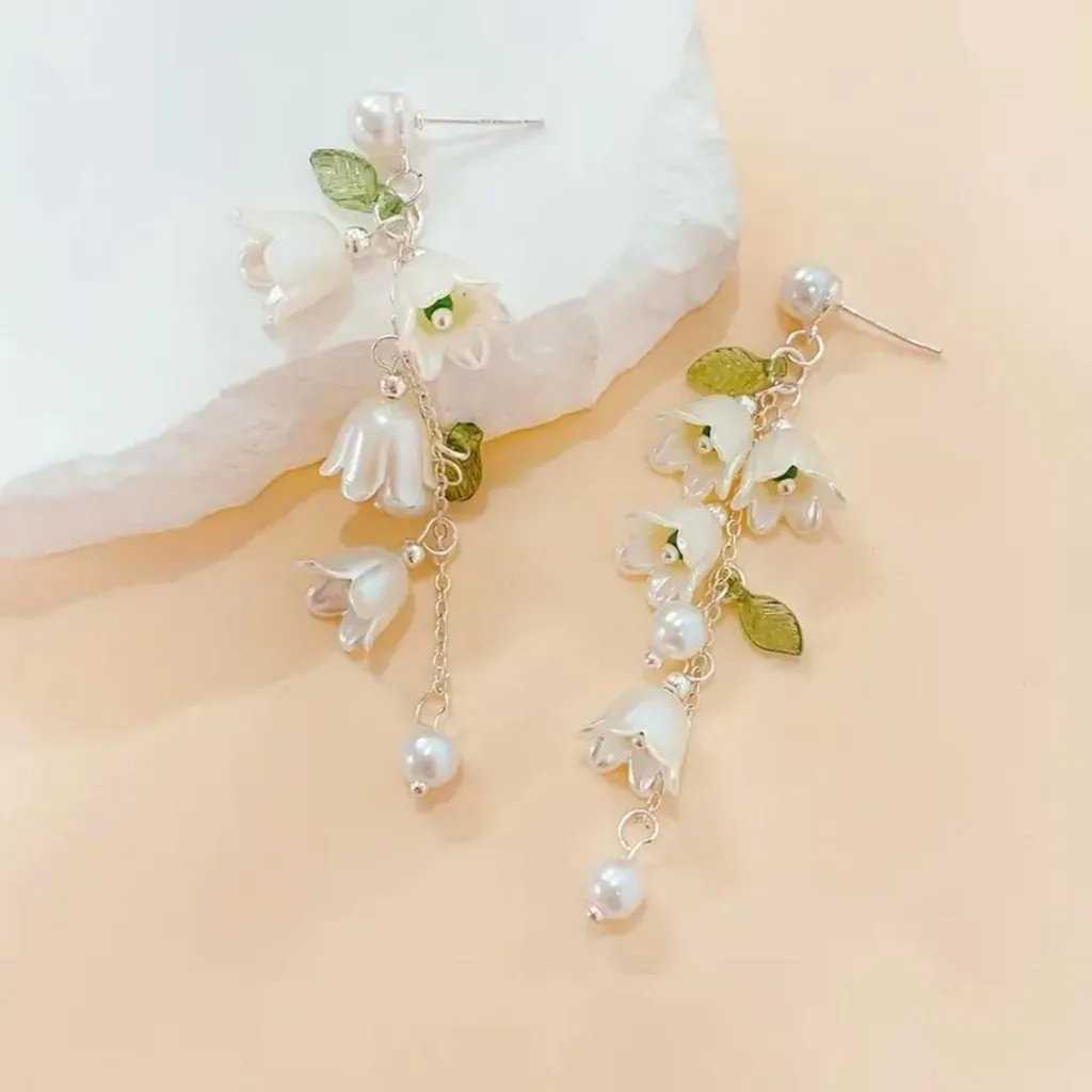 Exquisite Lily Of Valley‎ Design Earrings Elegant Style Resin Silver Plated Gold - Image 7