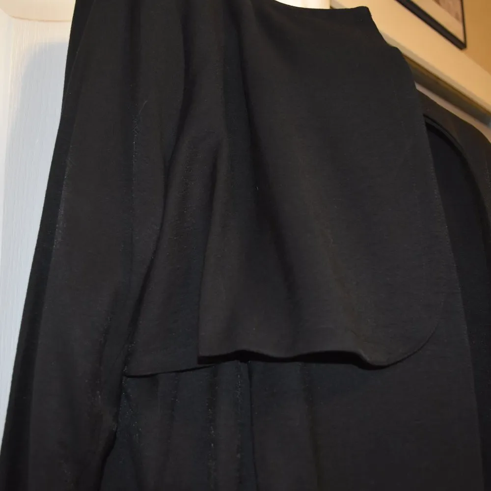 Sejour Minimalist Shawl Contemporary Lagenlook Black Crepe Duster - Image 7