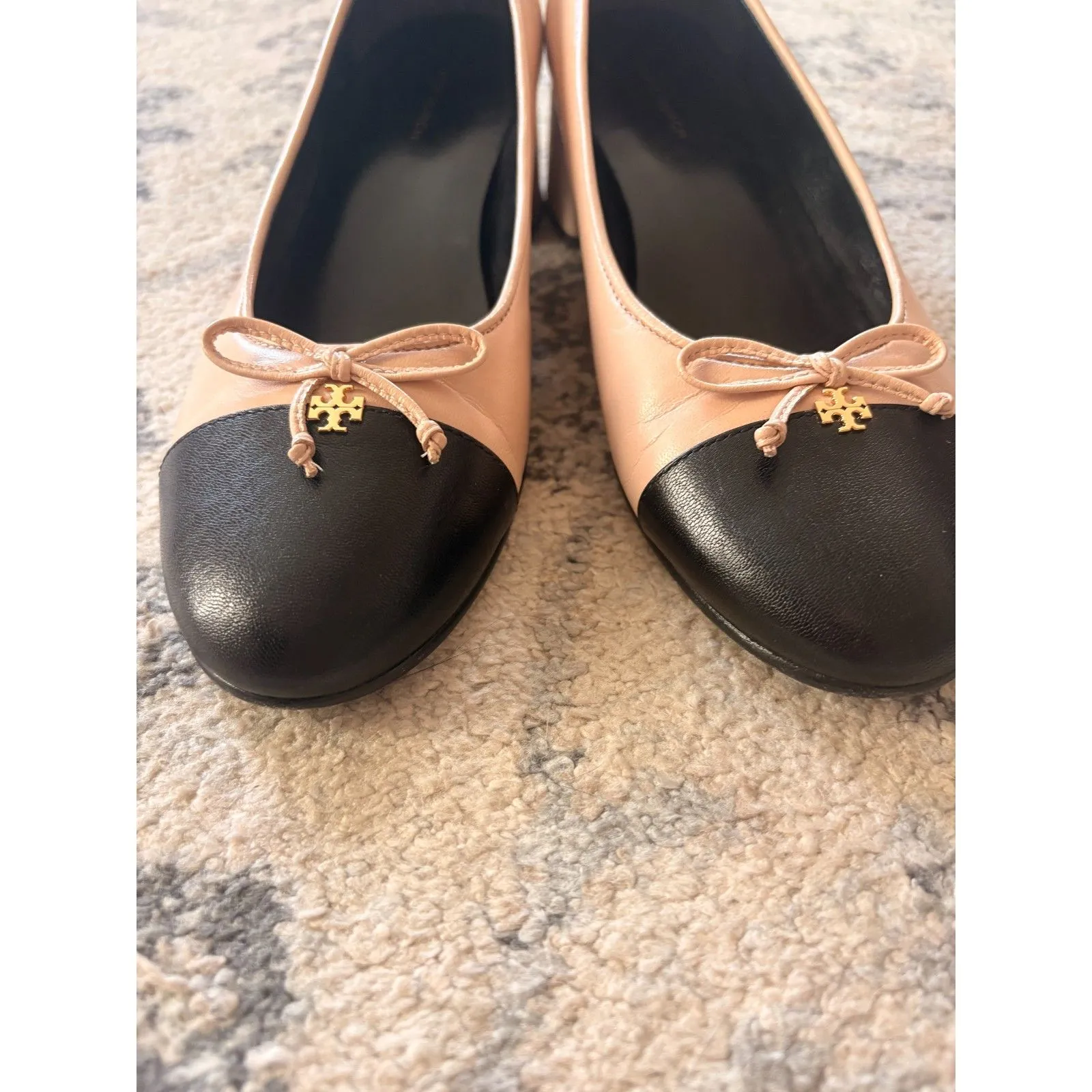 Tory Burch Cap Toe Bow Ballet Pumps Camel Tan Black Size 7 - Image 2