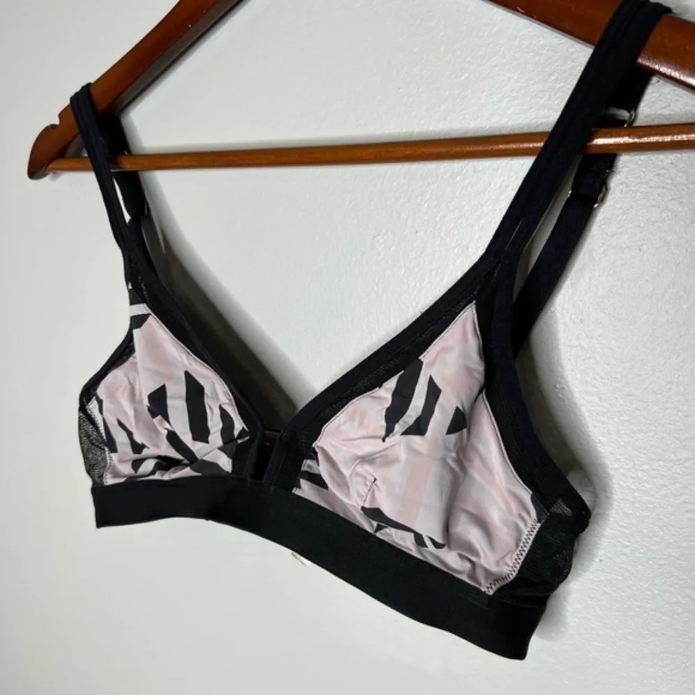 Lively Black & Pink Bralette light weight abstract pattern strappy size small - Image 3