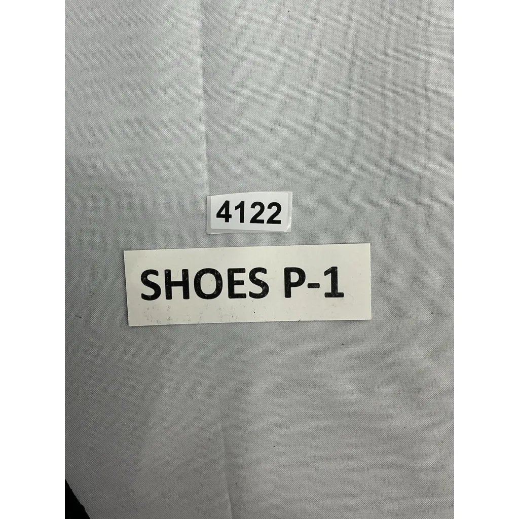 Womans C Alexis Booties Black Pointed Toe Slip On Side Slits Block Heel NWOT 9 - Image 9