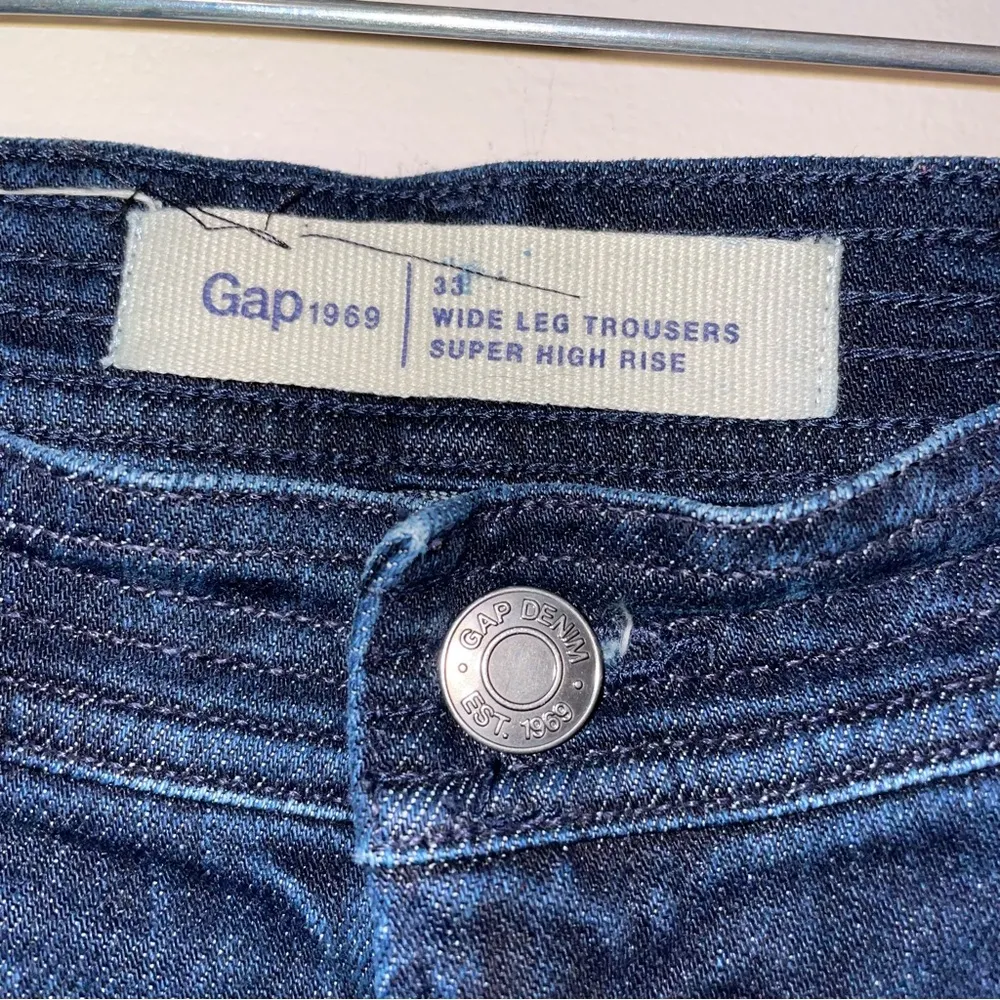 Gap Dark Denim Wide-Leg Trousers Super High Rise Jeans Size 33 - Image 2