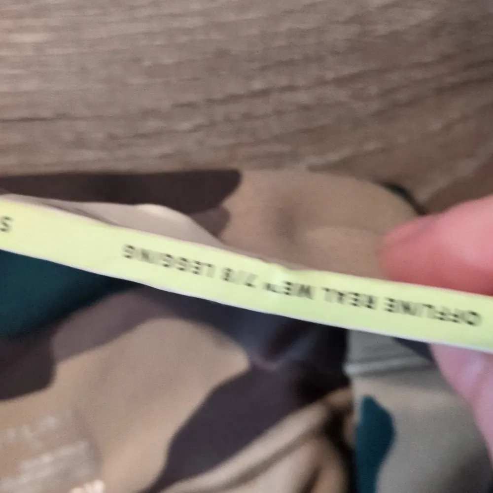 Aerie Offline Camo Crossover Real Me 7/8 Ho Rise Leggings Size Small - Image 4