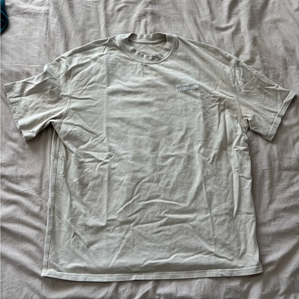 Lululemon  Heavyweight Cotten Tee - Graphic - Image 2