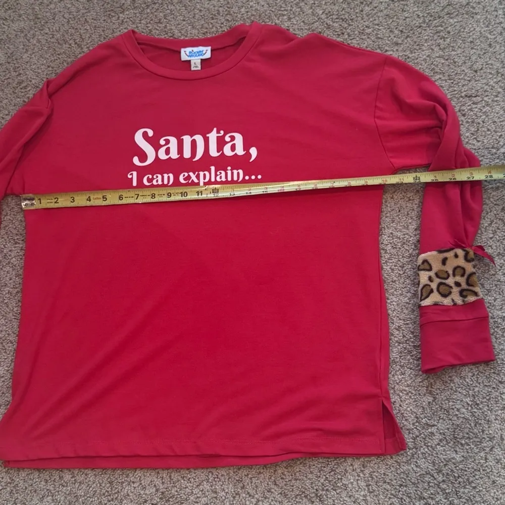 Funny Christmas Party Tee Santa I Can Explain Leopard Cuffs Festive Casual L Red Size L - Image 8