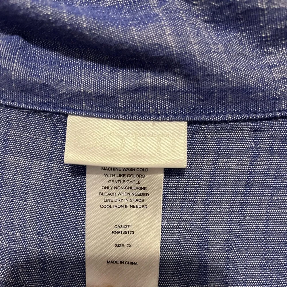 Dotti blue button down blouse size 2x - Image 3