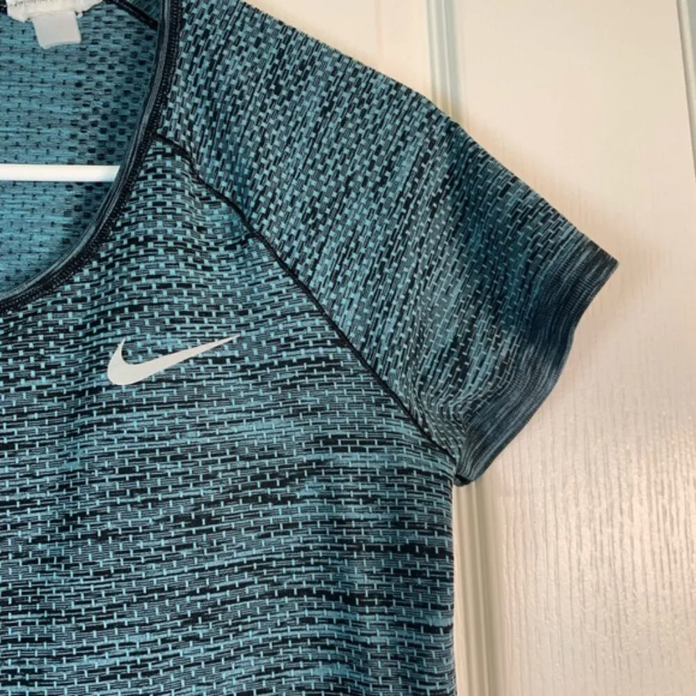 Nike Teal Black Dri-Fit Fitted Short Sleeve Shirt Size Med EUC #2769 - Image 2
