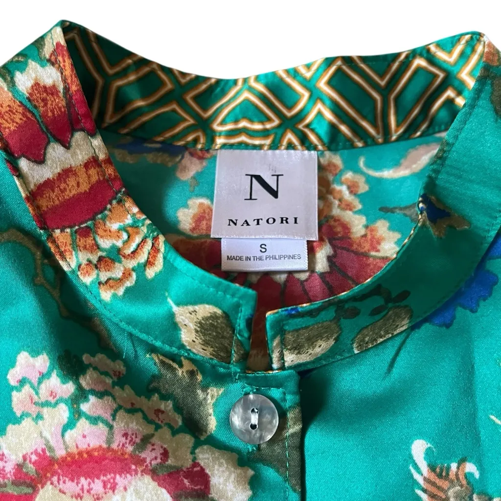 Natori 2 pc pajama lounge set with Asian-inspired print on jade green background - Image 3