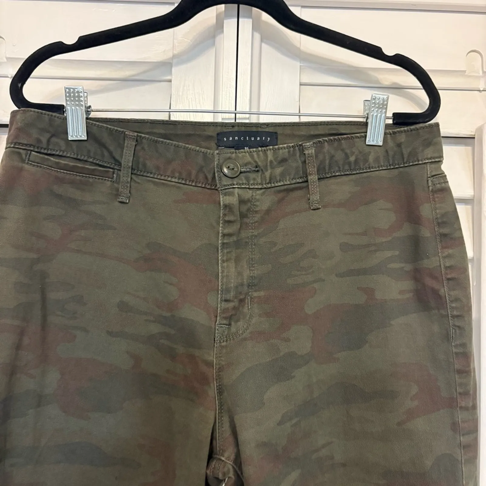 Sanctuary Green Camo Crops‎ Size 31 - Image 2
