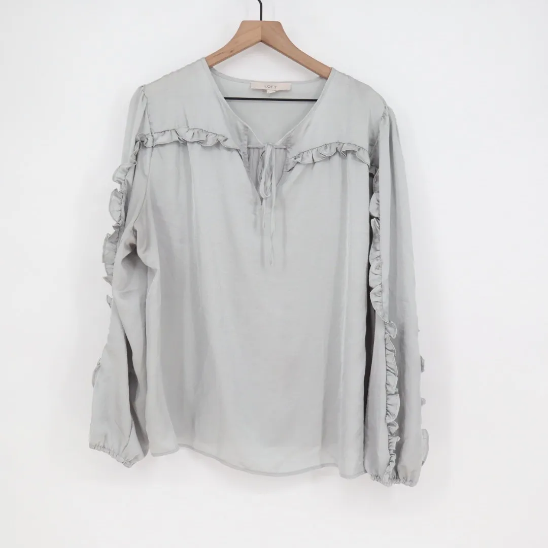 LOFT Women's Grey Ruffle Sleeve V Neck Tie Neck Blouse Top Size XL - Image 2