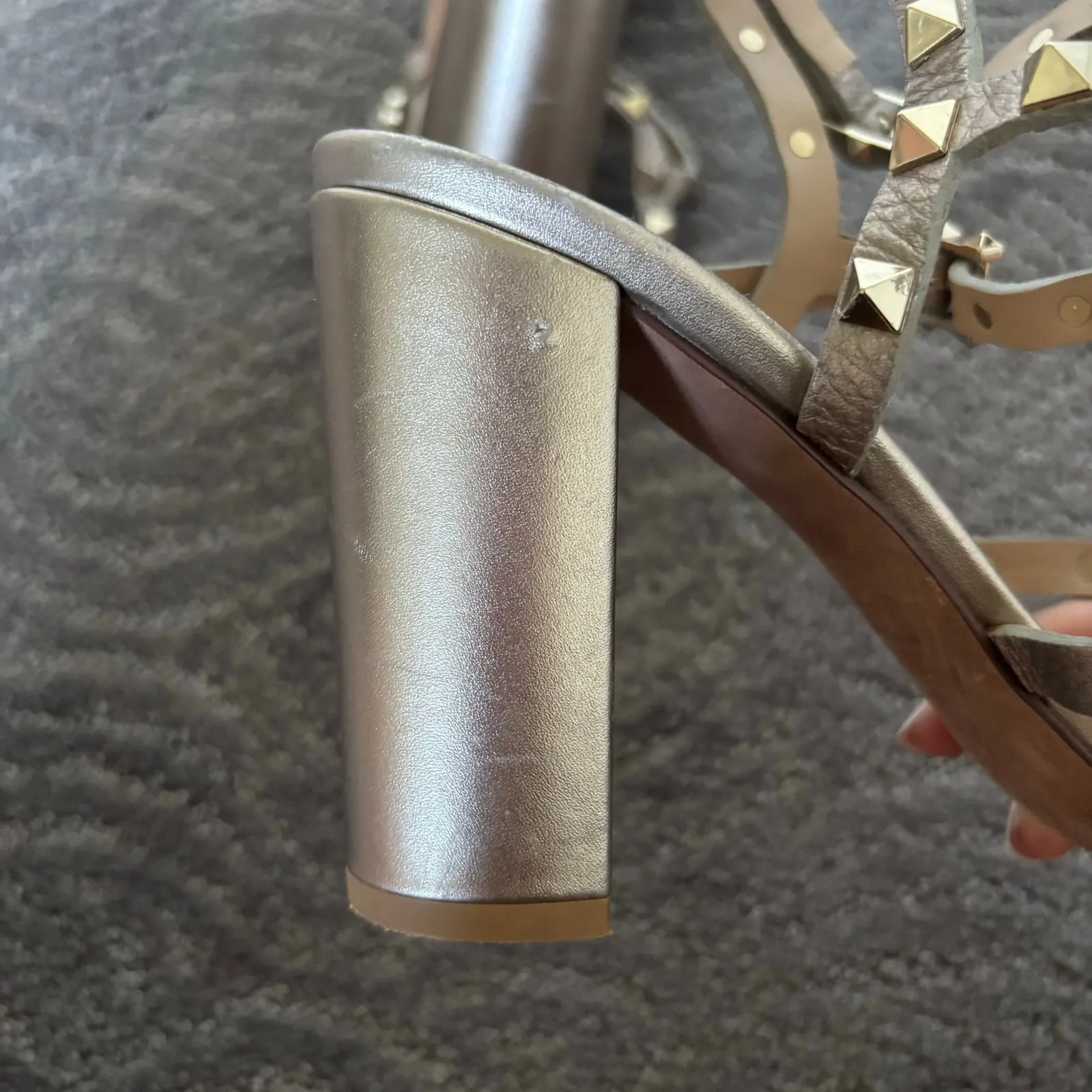 Valentino Garavani Rockstud Caged 90mm Block Heel Sandals Silver Leather Size 39 - Image 16