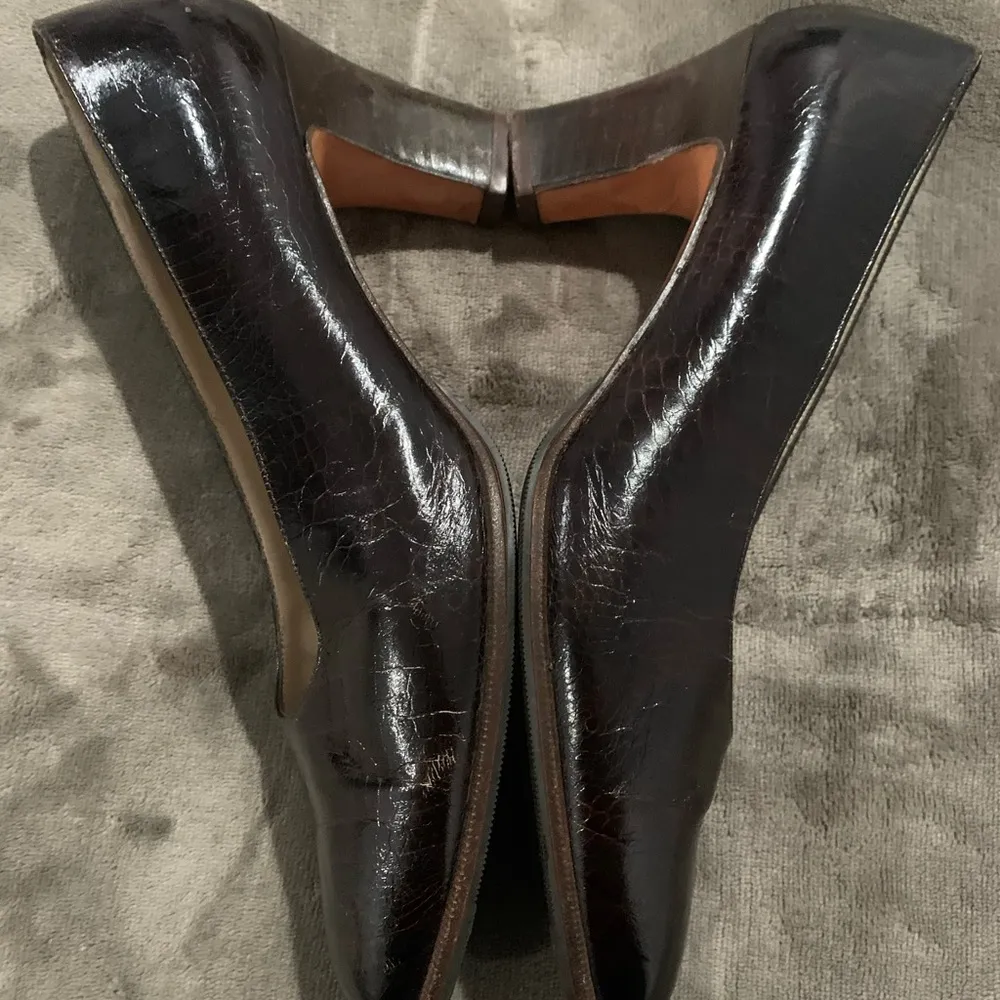 Ferragamo dark brown leather pumps size 9.5 - Image 3