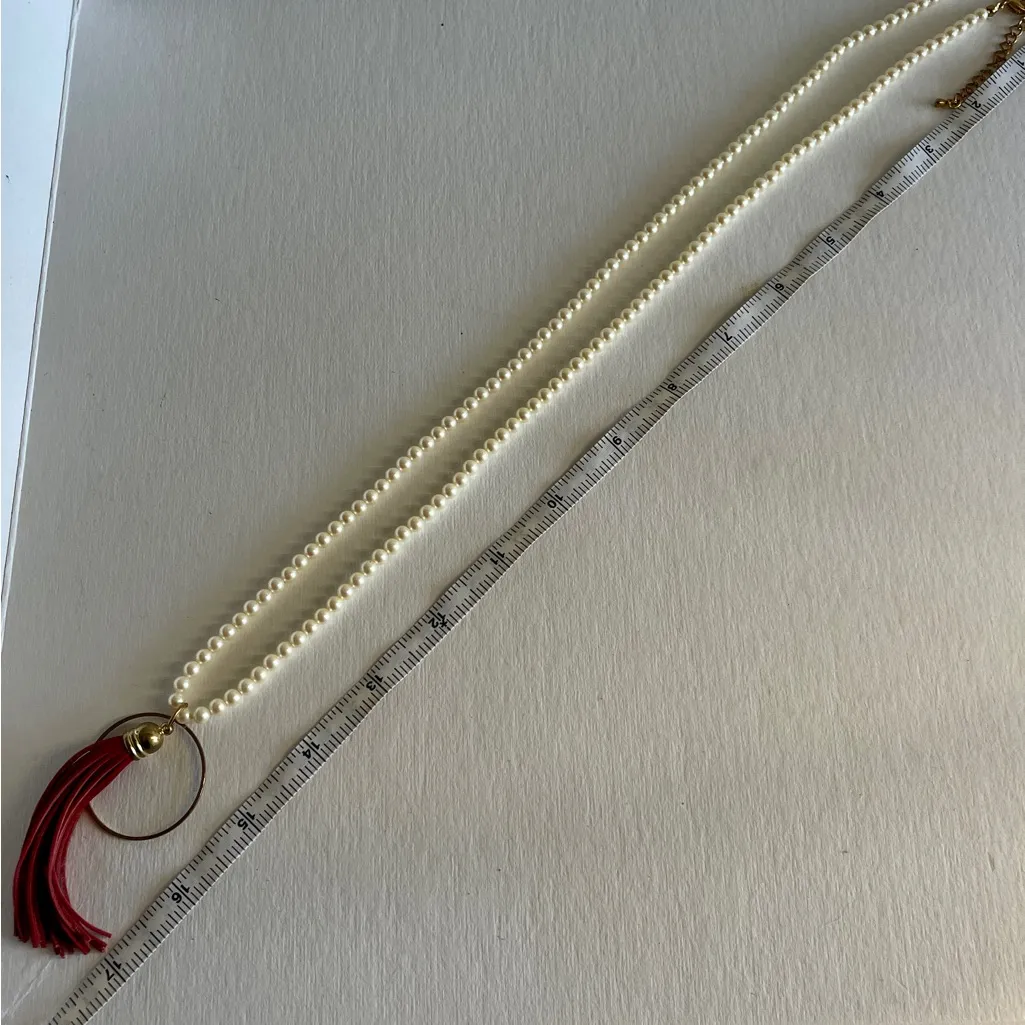 NWOT Faux Pearl Red Leather Tassel Necklace White - Image 3