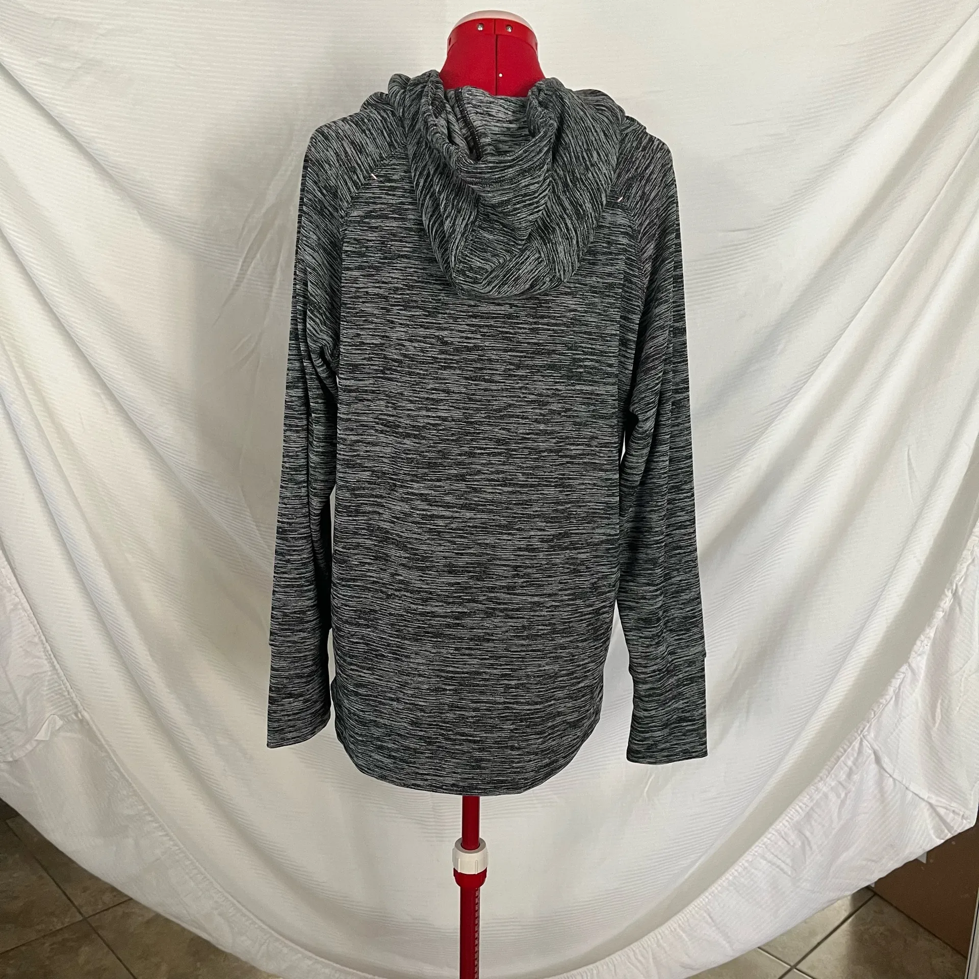 NWT Lukka Space Dye Hooded Pull Over Tunic in Grey size M Gray Size M - Image 2