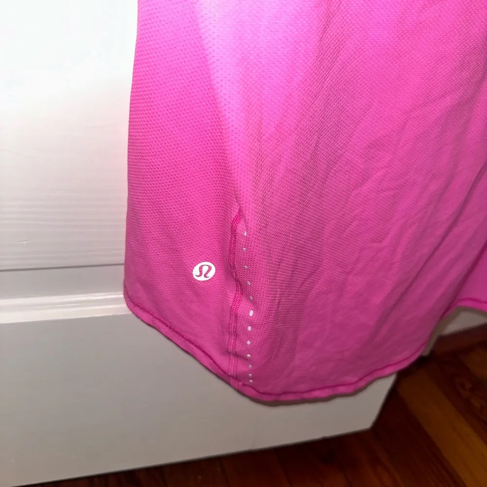 Lululemon Pink tee size 6 - Image 4