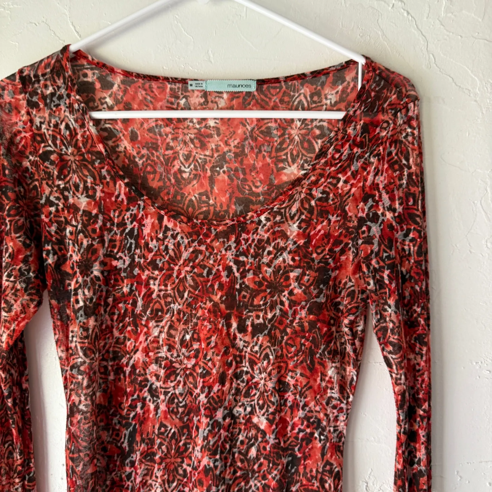 Maurices Red Sheer Abstract Print Long Sleeve‎ Top M Y2K Stretch Fitted Burnout - Image 2
