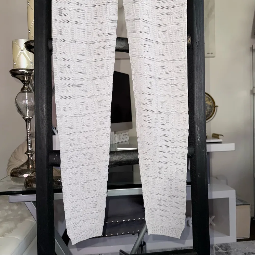 Givenchy  4G Monogram Lace Legging in Gray - Image 7