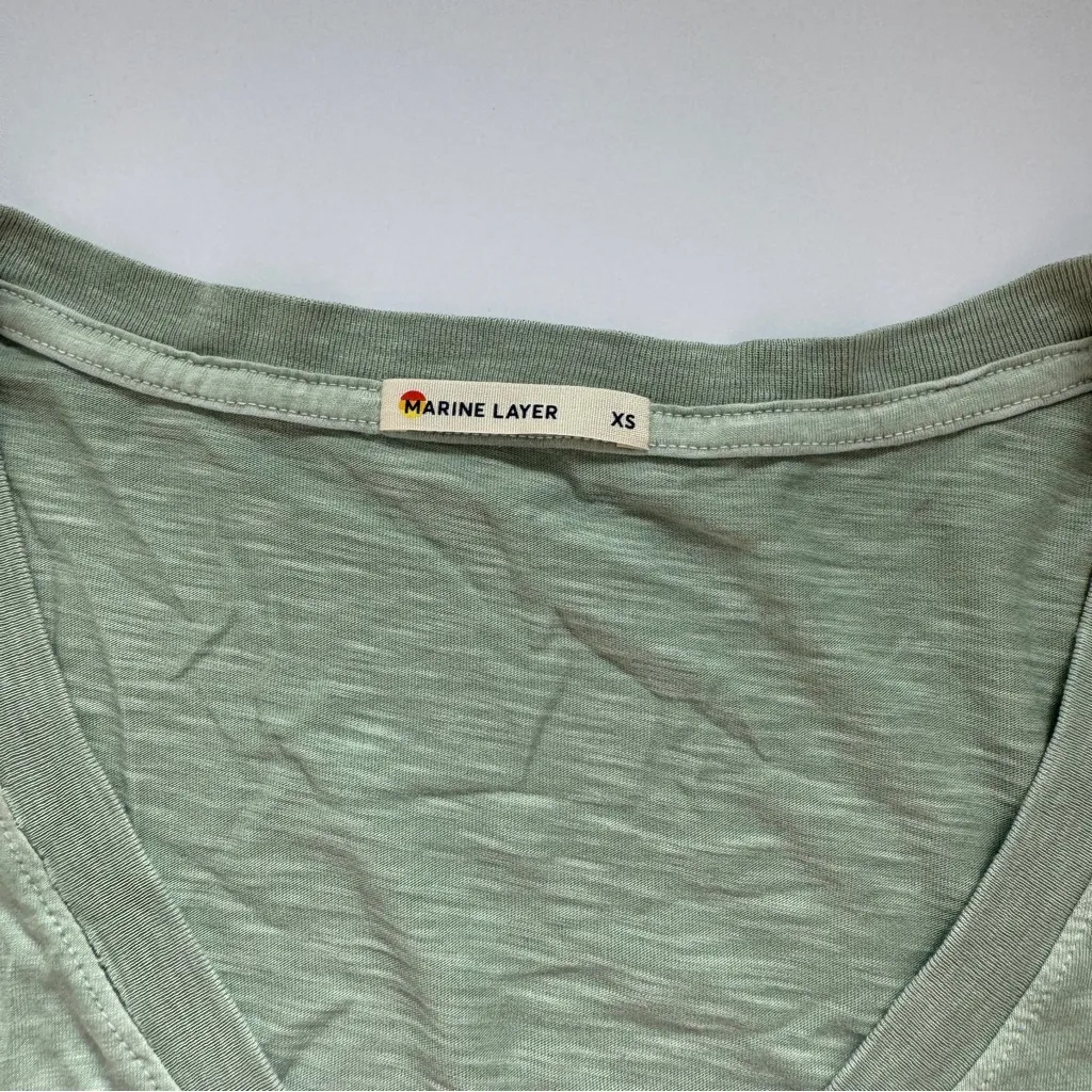 Marine Layer Boyfriend V-Neck Green Top Size X-Small NWOT - Image 3