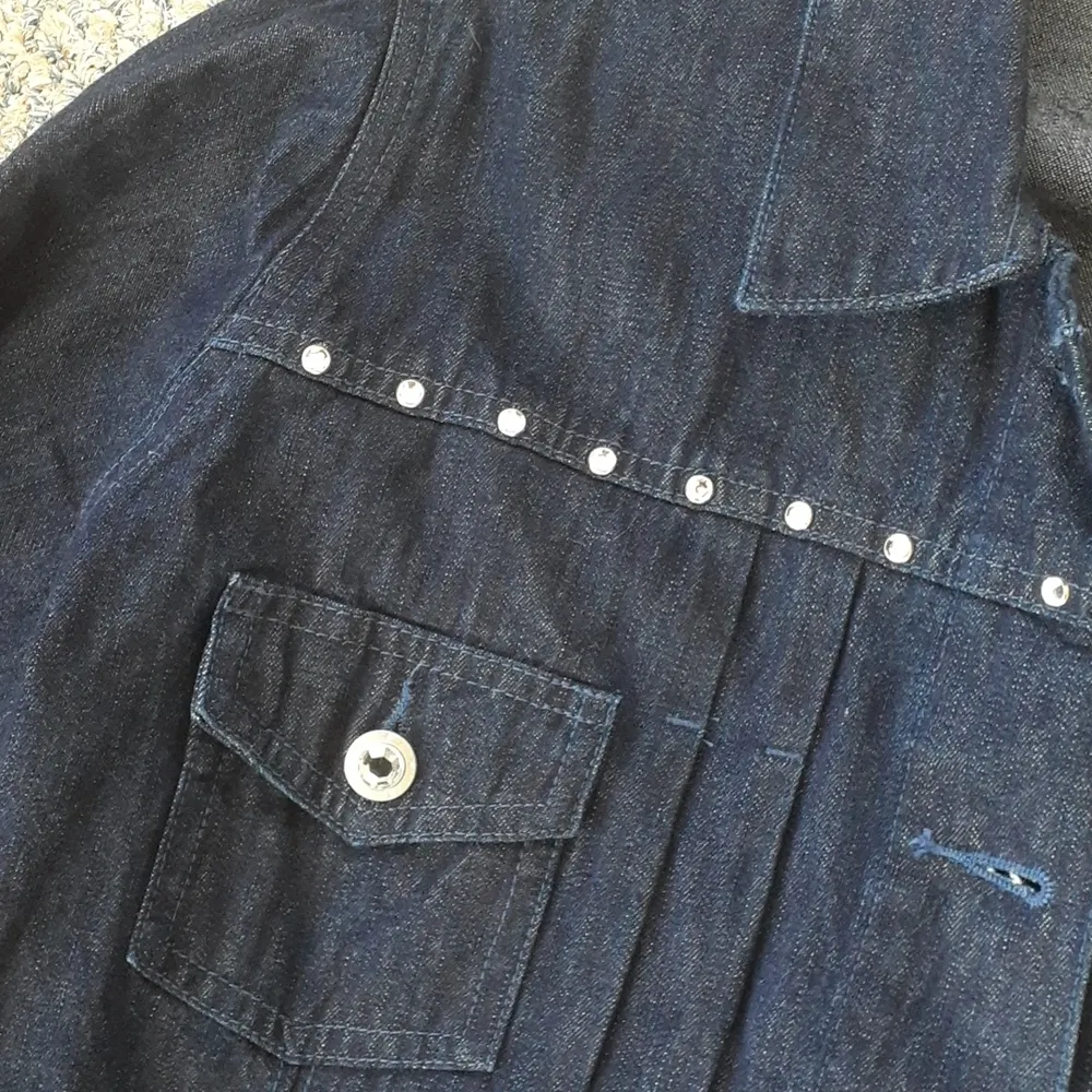 Wrangler Blues Dark Wash Denim Jacket SIZE XL Western Pearl Snap Studded Yoke - Image 3