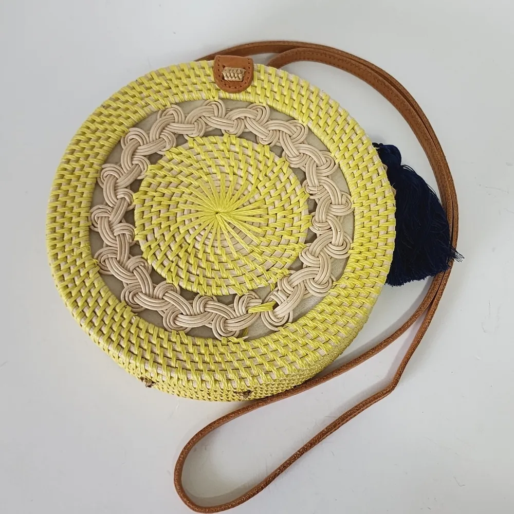 Hand Crafted Bali Yellow & Beige Tassel Rattan Circle Crossbody Bag - Image 2