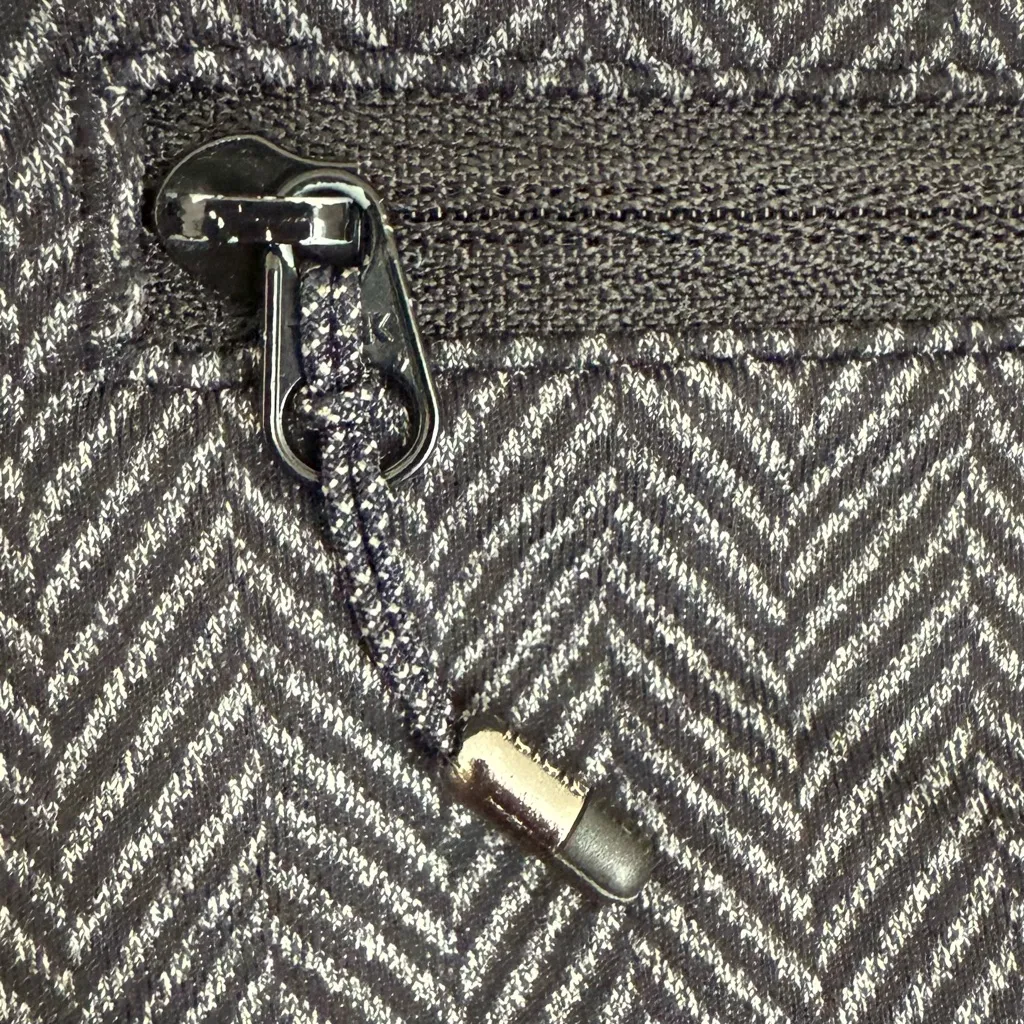 LULULEMON Pace Rival Crop 22” Herringbone Black Heathered Black Leggings Size 6 - Image 8