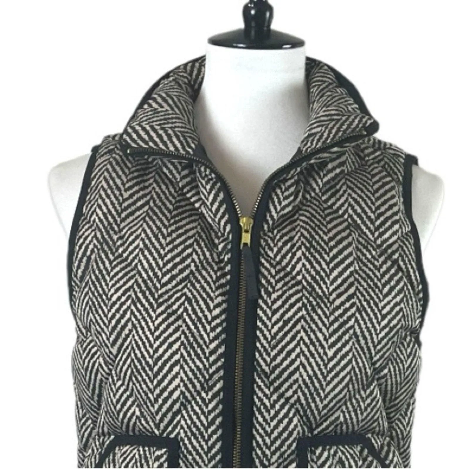 J.Crew Vest Down Filled Quilted Puffer Herringbone Black Tan Women’s Size Small - Image 6