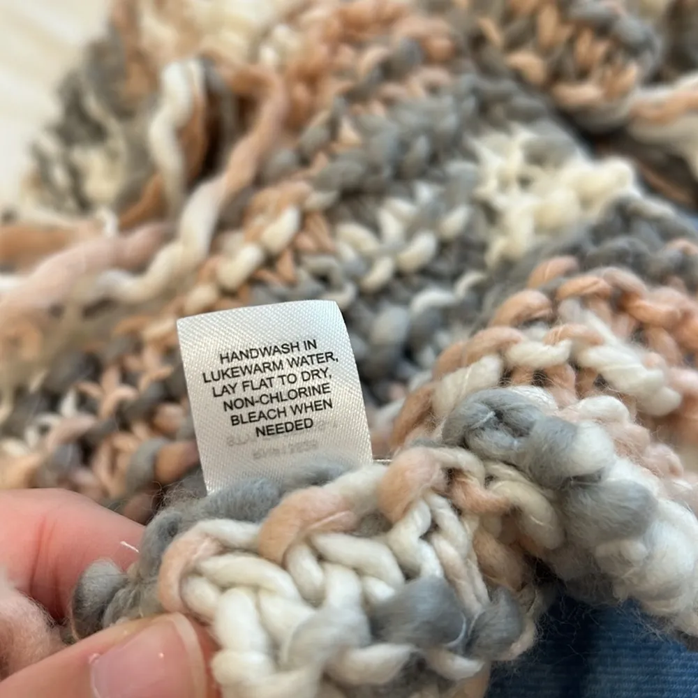 Charming Charlie Infinity Scarf - Image 5