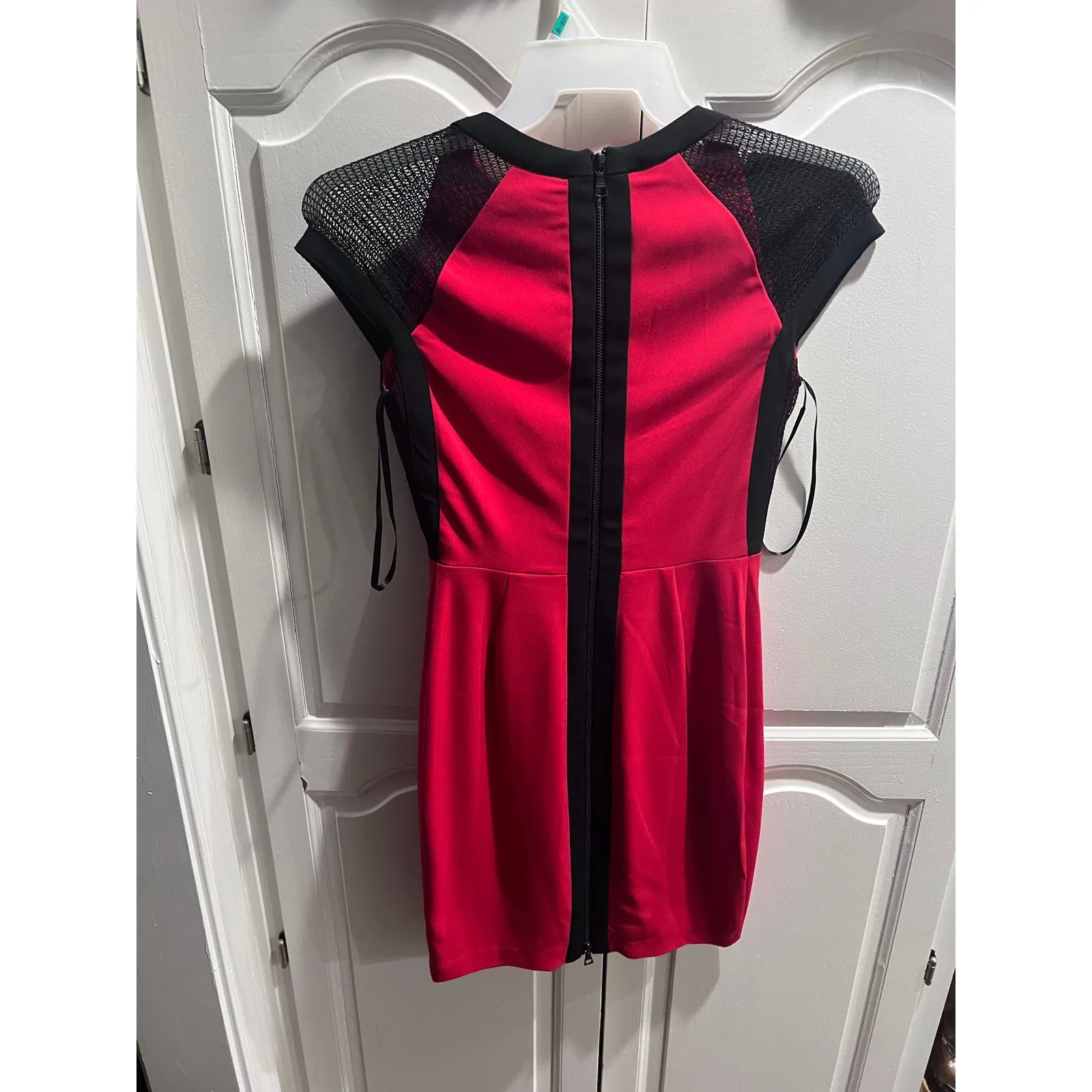 Caché Women’s Red Black Mesh Bodycon Cocktail Mini Dress Size 0 NWT - Image 4