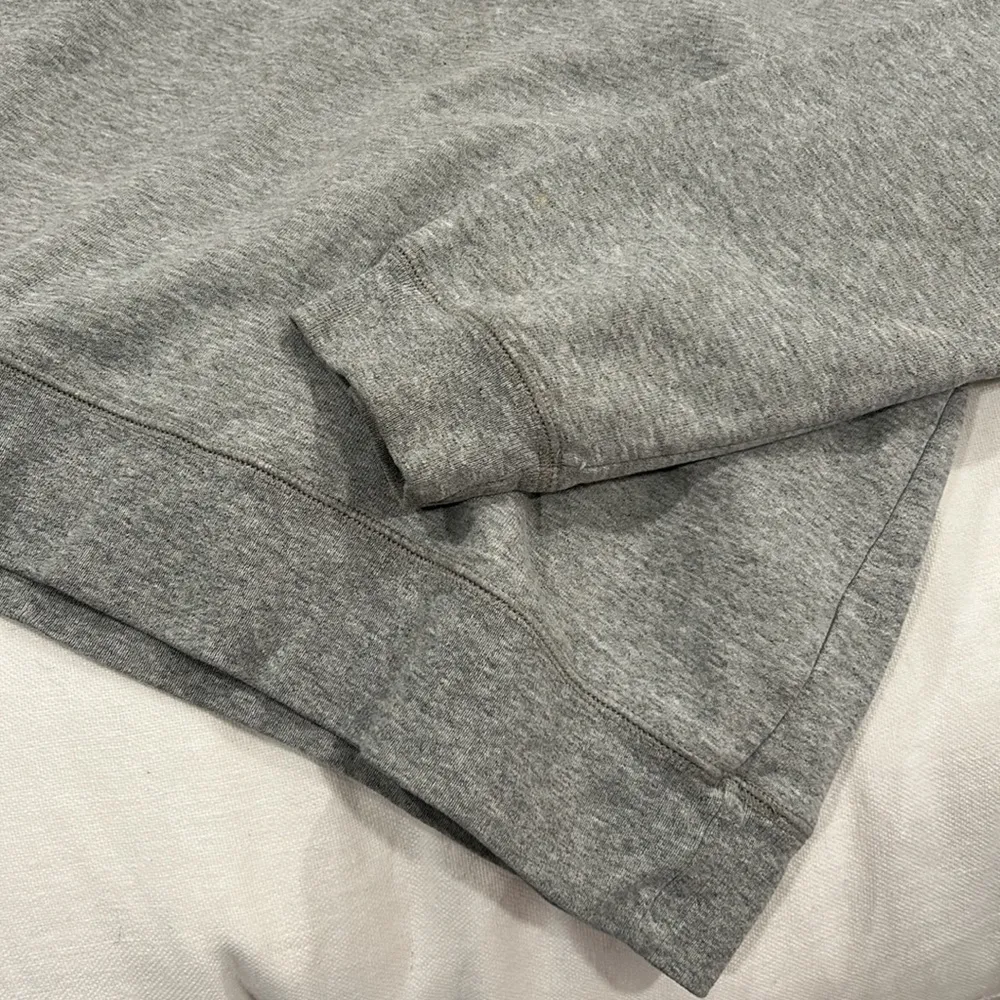 Calvin Klein Vintage Grey Crew Neck Size‎ Small - Image 2