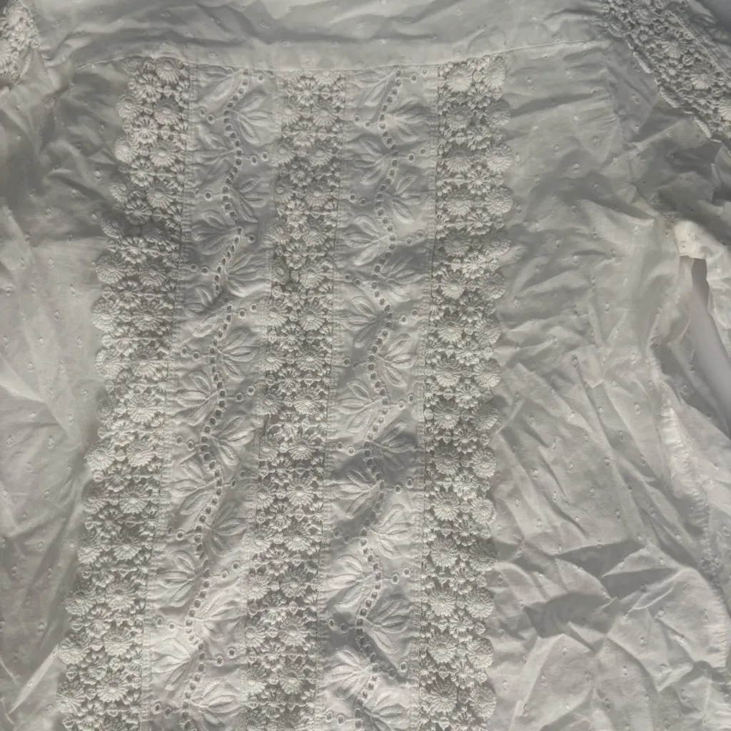 Sundance White Embroidered Eyelet LS Collared Button-Front Shirt – Small - Image 4