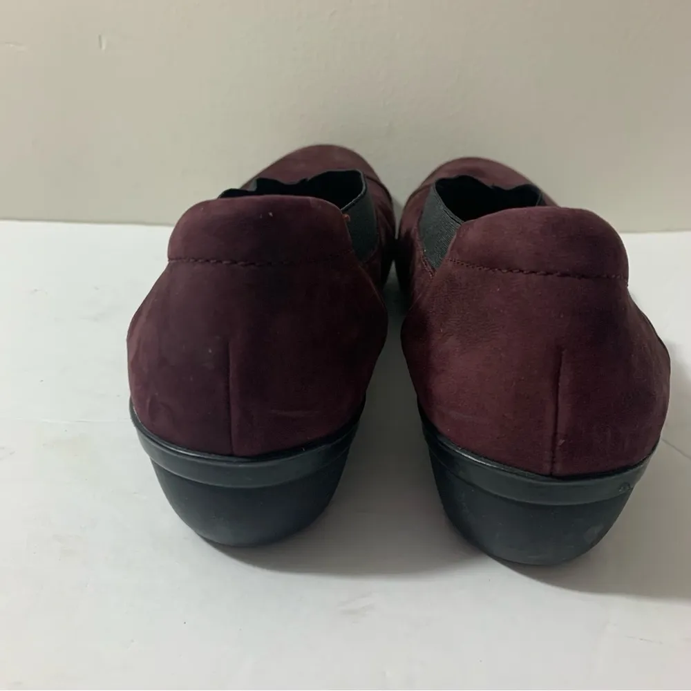 EUC  Collection Everlay Eve Aubergine Suede Slip On Wedge Loafer Size 10M - Image 6