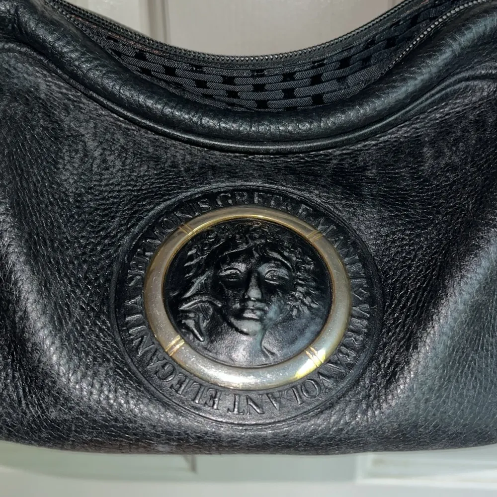 Greta black leather shoulder bag made in Italy. GUC - Image 2