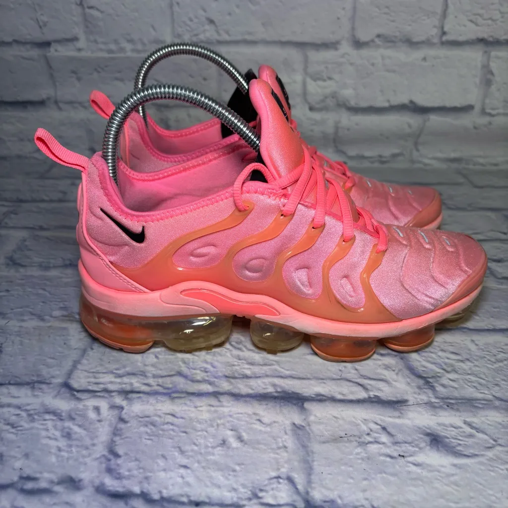 Nike Air Vapormax Plus Women's Size 8.5 Pink Bubblegum Sneakers DM8337-600 Shoes - Image 3