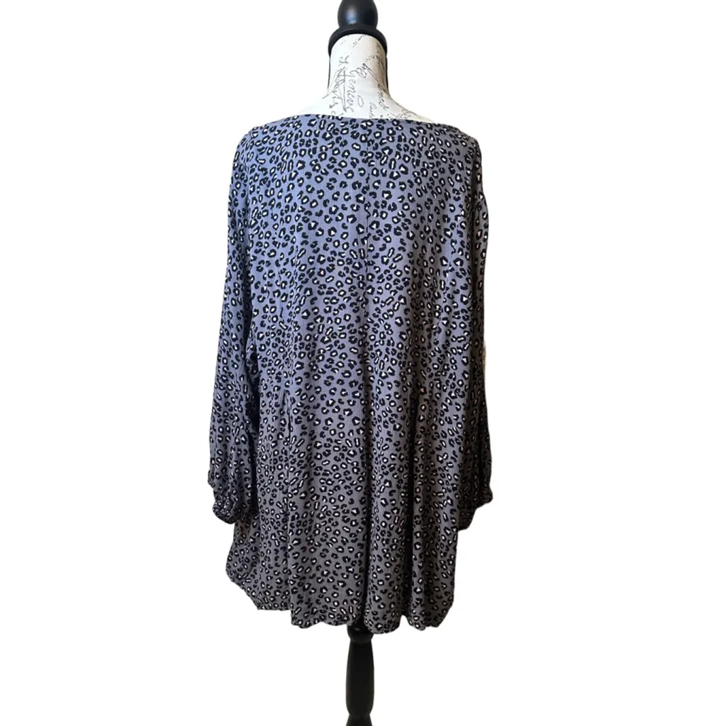 Torrid Size 5 Cheetah Print Blouse - Image 11