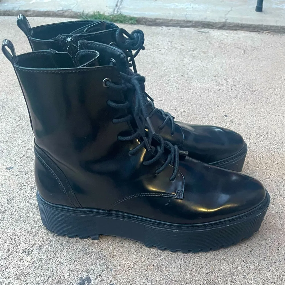 Platform Lace-up Casual Style Faux leather Lace-up Boots black size 40 - Image 4