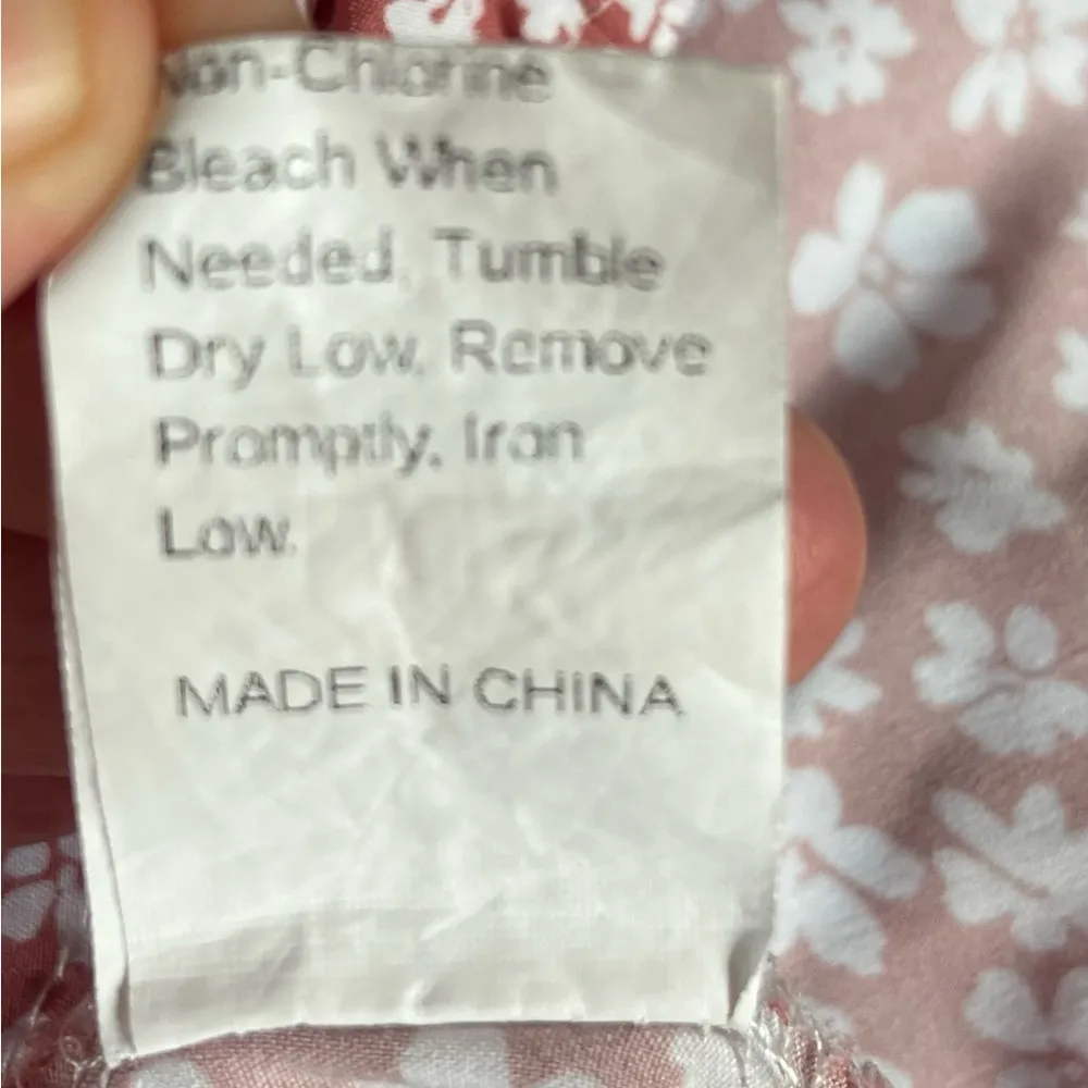 Shein tie front crop top pink and white Size S - Image 5