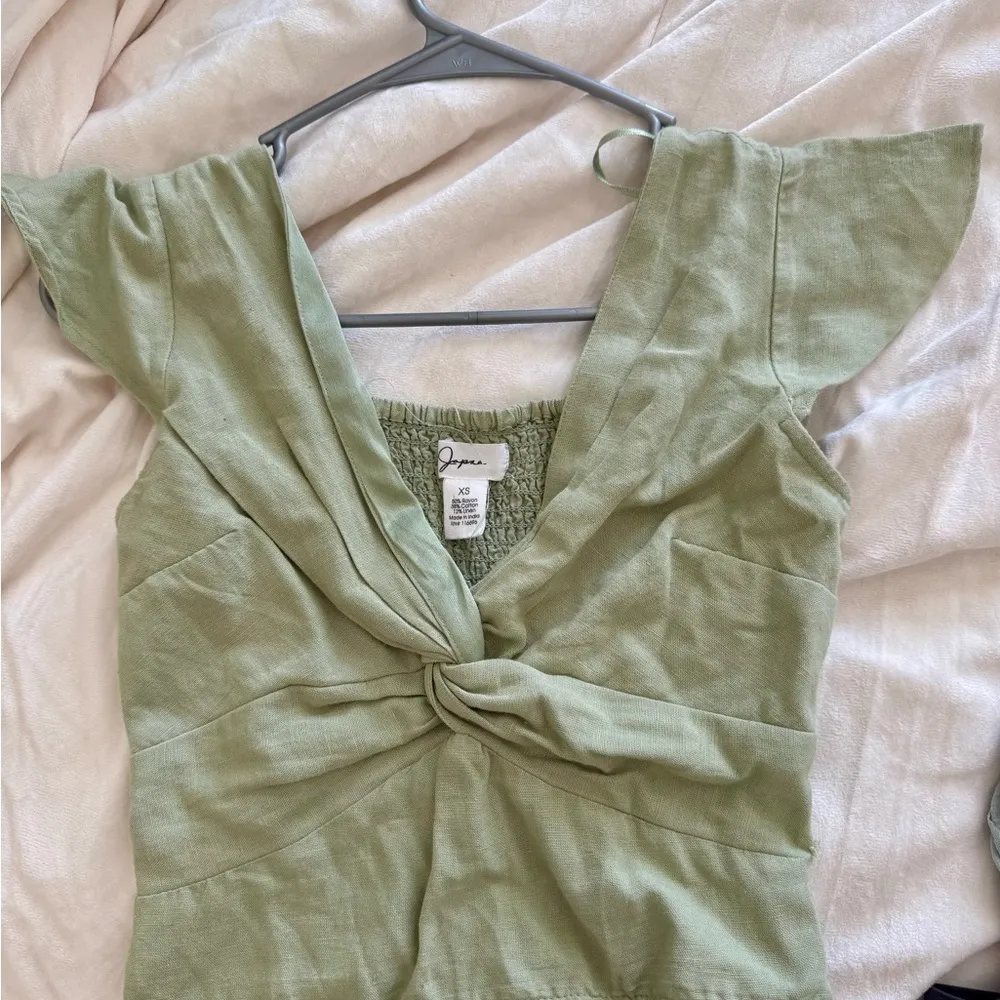 Green Twist Front Women's Top - Image 2