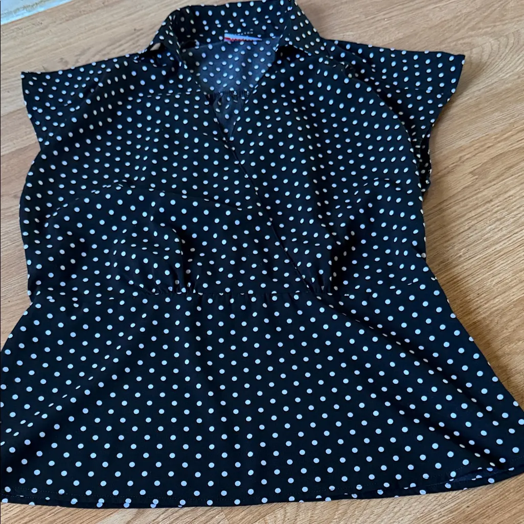 Unique Spectrum Polka Dot Blouse in Black and White - Image 10