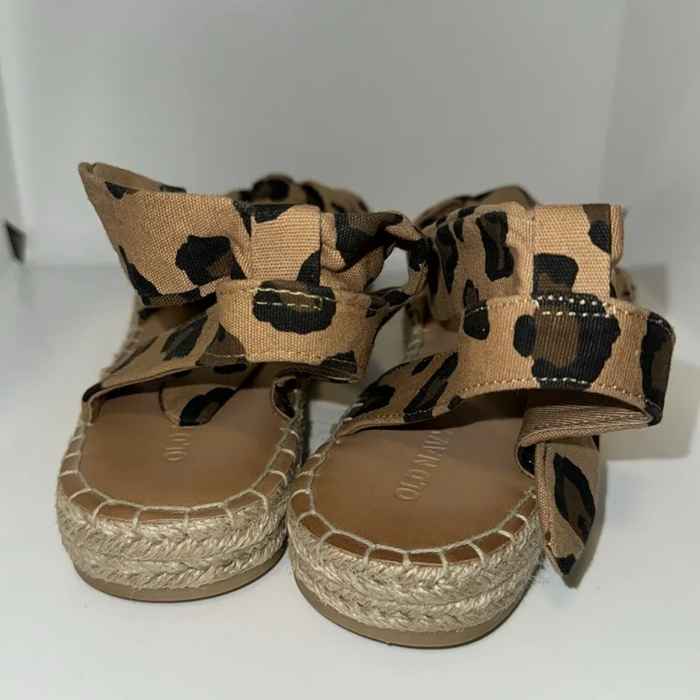 Old Navy  Sandals Ankle Tie Lace Up Leopard Print Platform Espadrilles  Women’s 8 - Image 6