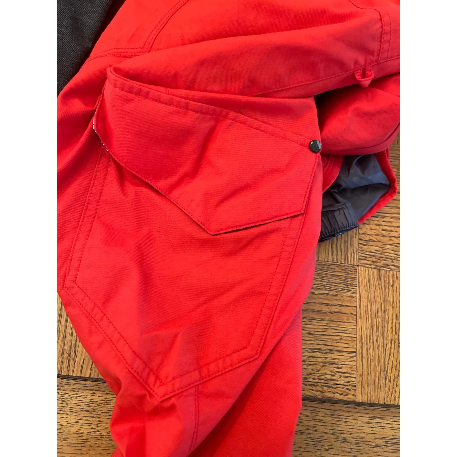 Volcom  snowboard pants XS - Image 9