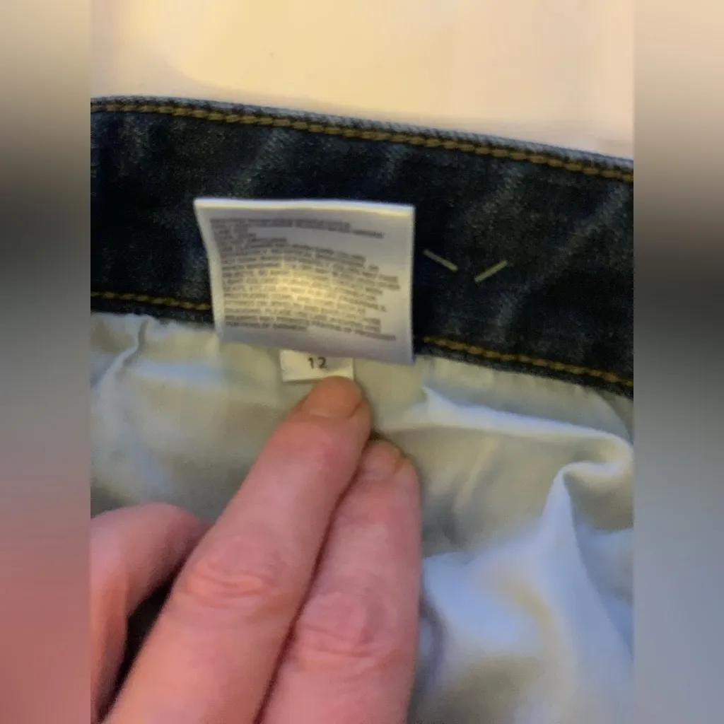 Uniqlo Low-Rise Skinny Dark Blue Tapered Jeans With 2-Way Stretch.     Size-12 - Image 3