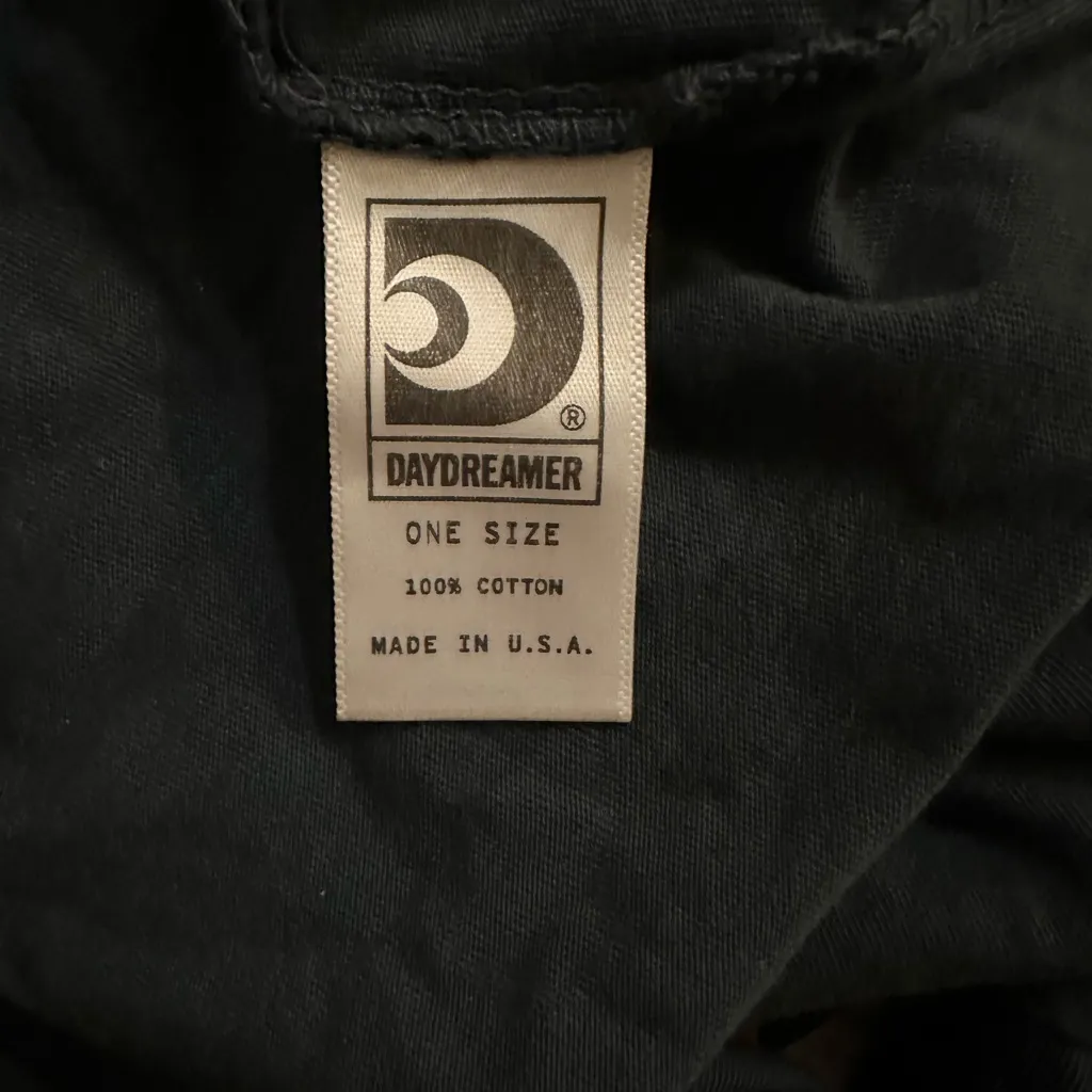 DayDreamer LA Queen Card OS Tee Size undefined - Image 7