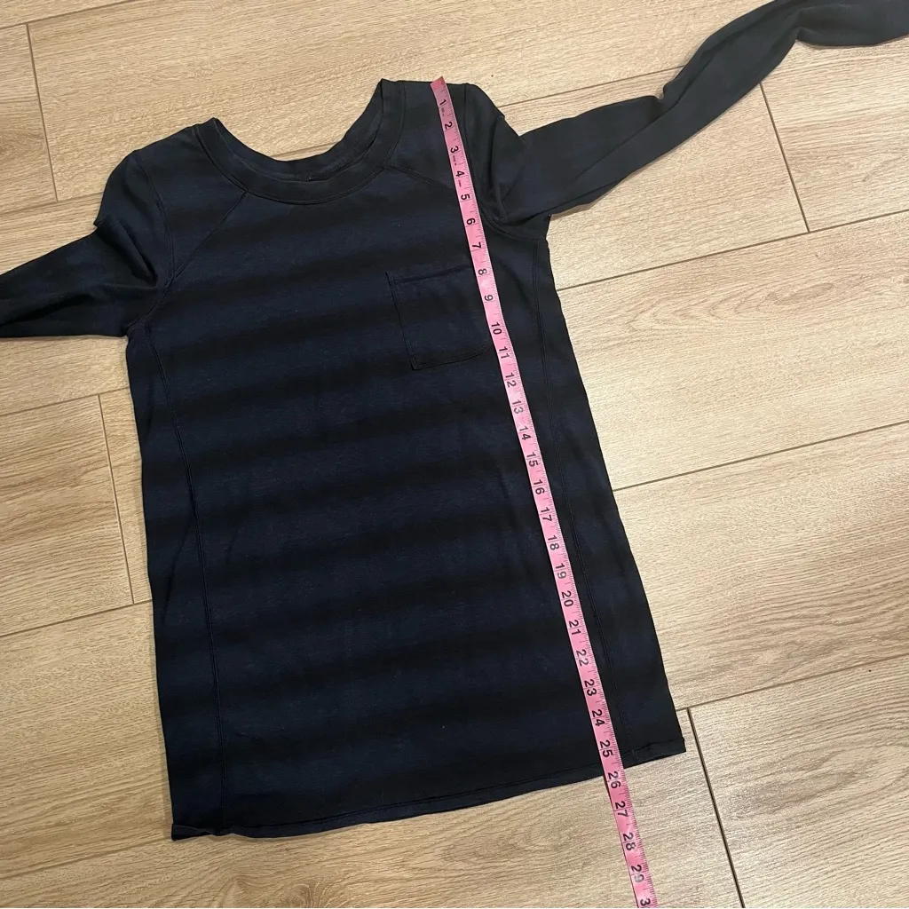 Lululemon Women’s Find Your Zen Blue Black Striped Long Sleeve Pocket Size 6 - Image 7