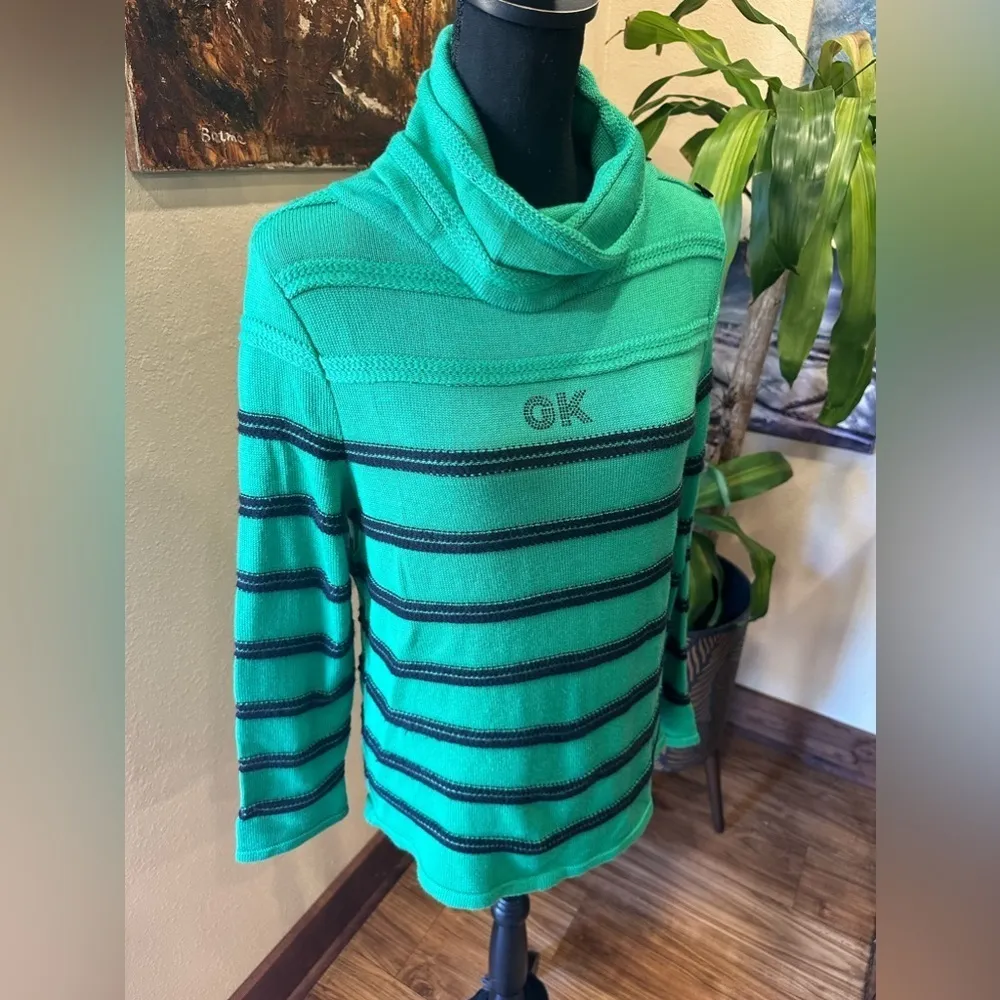 EUC GKITALIYA GREEN AND BLUE STRIPE SWEATER WITH FRON RHINESTONE LOGO SZ M Size M - Image 9