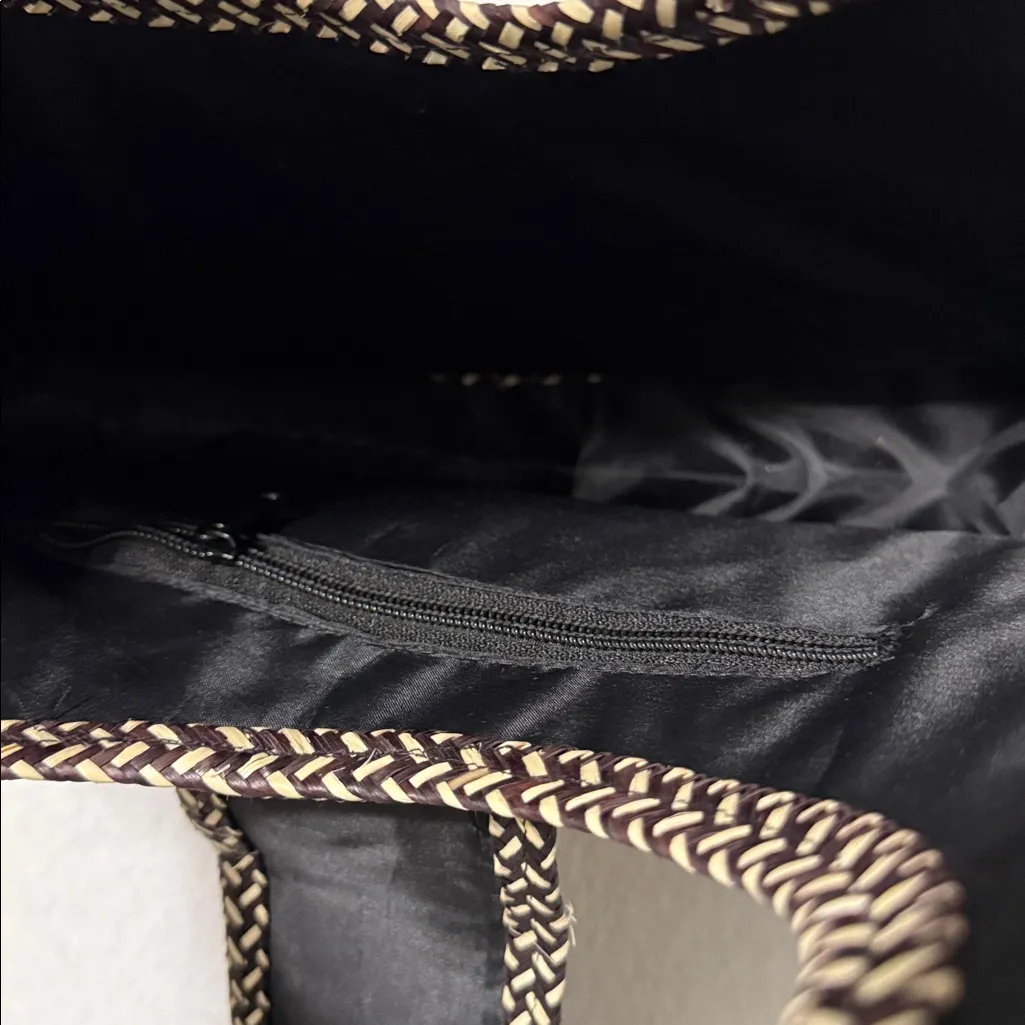 Yancy Handmade Panorama Bag, a colorful woven purse handcrafted by Zenu Brown - Image 6