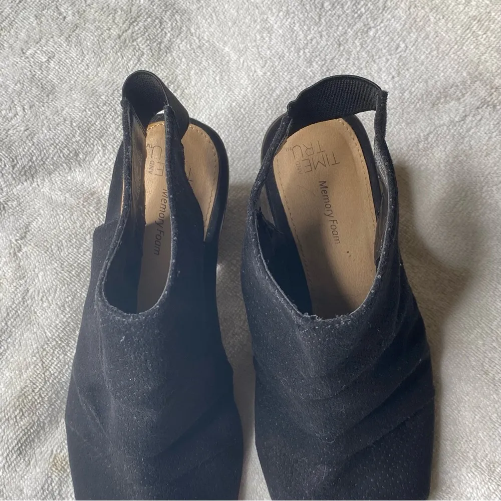 Time & Tru black peep toe ankle booties - Image 9