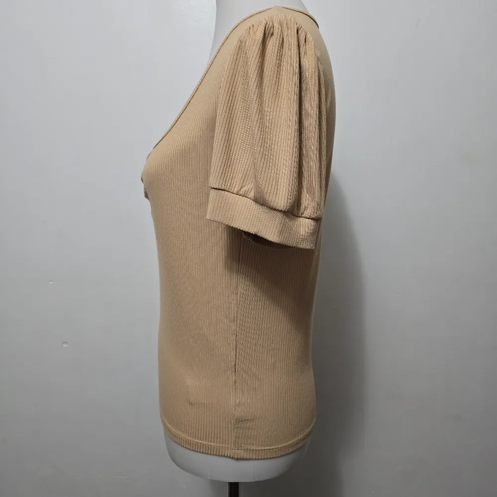 The Drop Theresa Tan Sweetheart Neck Ribbed Knit Puff Sleeve Top Size Medium - Image 3