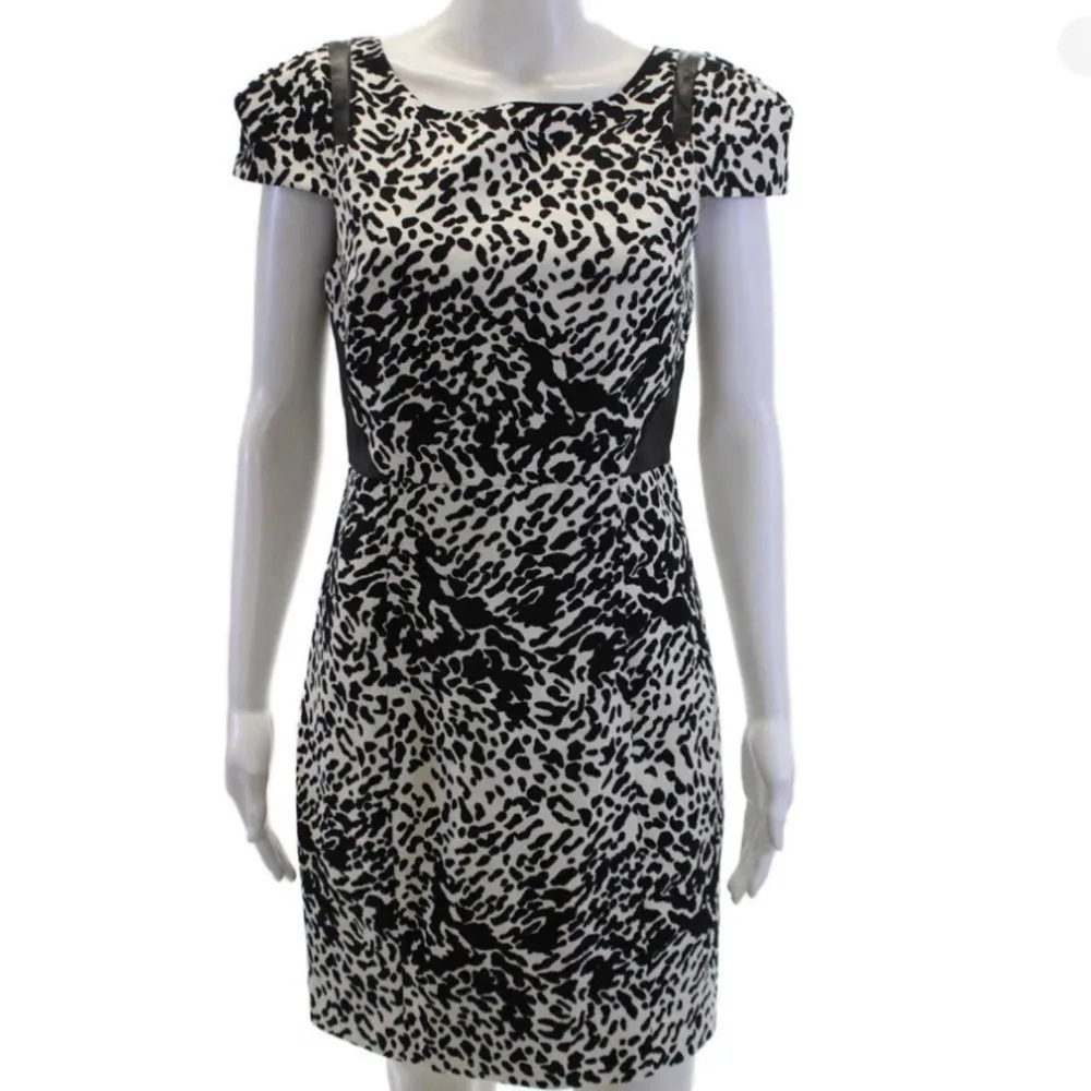 Tibi Animal Print Cap Sleeve Sheath Mini Dress Leather Trim Size 6 - Image 3