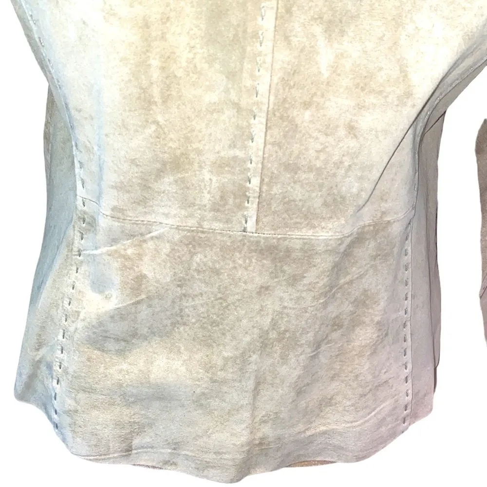 New Frontier sage green 💯 suede jacket/ blazer. Floral lining. Size 10. NWOT. - Image 7