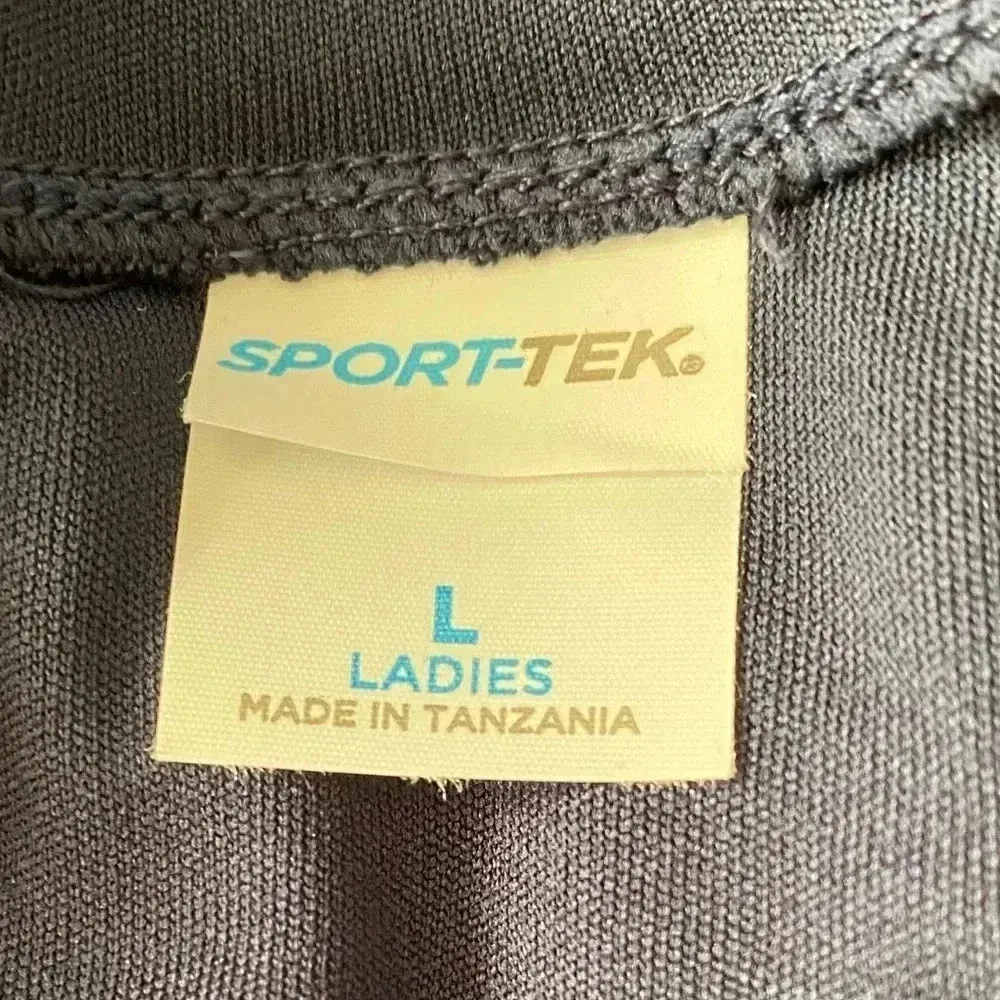 🆕 Navy Basic V Neck Top 🆕 - Image 7